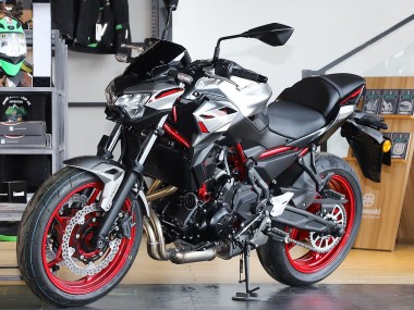 Affordable 2020-2023 Kawasaki Ninja Z650 Motorcycle Fairings - Black Silver Red Australia