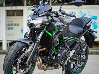 Affordable 2020-2023 Kawasaki Ninja Z650 Motorcycle Fairings - Black Green Australia