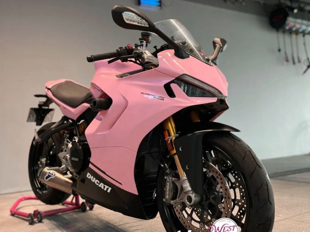 2021-2024 Ducati 2021-2024 Ducati Supersport 950/950S Motorcycle Fairings - Pink Black Australia