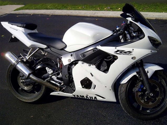2003-2004 Yamaha YZF R6 Motorcycle Fairings - White Black Decals Australia