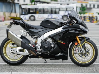 Affordable 2021-2024 Aprilia RSV4 1100 Motorcycle Fairings - Black Australia